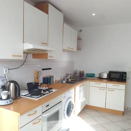Privatunterkunft Colocation Grand'riviere Avec Balcon *