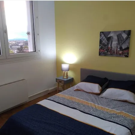 Colocation Grand'riviere Avec Balcon * Villeurbanne