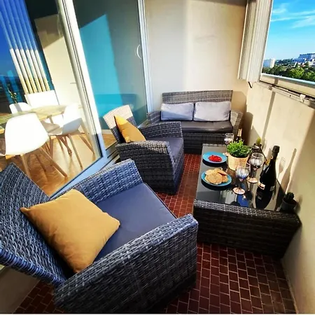 Colocation Grand'riviere Avec Balcon * Villeurbanne